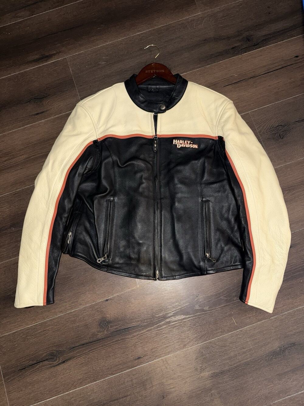 Vintage Rare Harley Davidson Women's Leather Jacket Size:Large